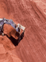 Fortescue energy boss retires